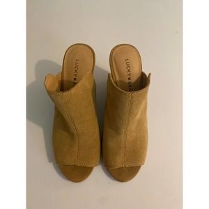 LUCKY BRAND Women’s Light Brown Suede Wedge Heel Peep Toe Sandals Size 5.5M